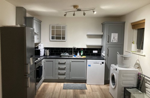 Belfast Apartment | 1 Bedroom Flat nr Central Belfast