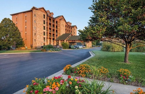 Branson Theater District Villa | 1 Bedroom Grand Villa in Westgate Branson Woods Resort-fully equipped kitchen
