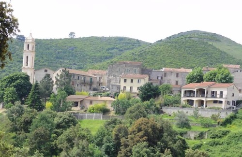 Soveria House | 1 bedroom ground floor villa with garden