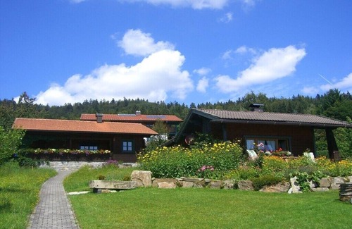Rabenstein House | 1-bedroom holiday home