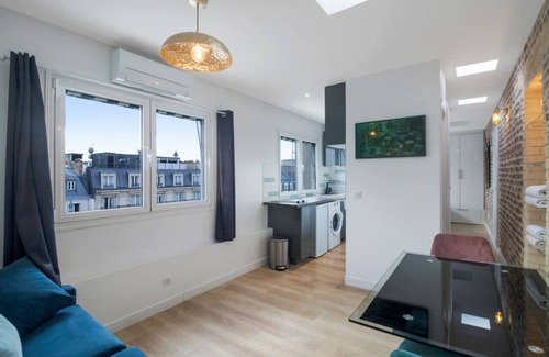 8th Arrondissement Apartment | 1 Bedroom#Haussmann#Amazing view#EffeilTower#AC