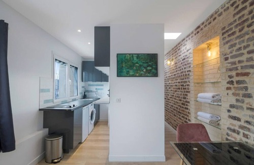 8th Arrondissement Apartment | 1 Bedroom#Haussmann#Amazing view#EffeilTower#AC
