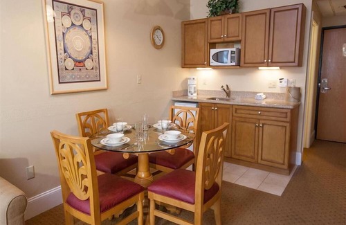 West Yarmouth Apartment | 1-Bedroom | Indoor and Outdoor Pool | Resort Amenities