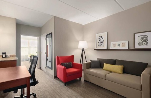 Airport North Apartment | 1 Bedroom King Suite Near Airport Lakes Park ORL