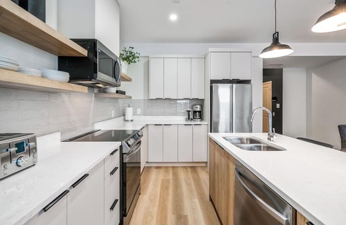 St. Davids Apartment | 1 Bedroom Luxurious Apartment in Niagara