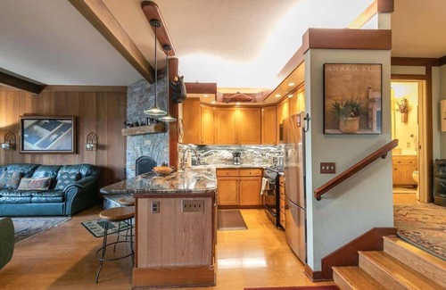 Dollar Point Condo | 1 Bedroom Lakefront at Chinquapin | Unit 147
