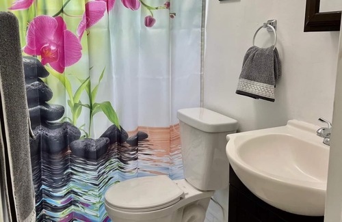 Homestead Apartment | 1 bedroom located in Homestead Fl , Near Fl keys , private parking