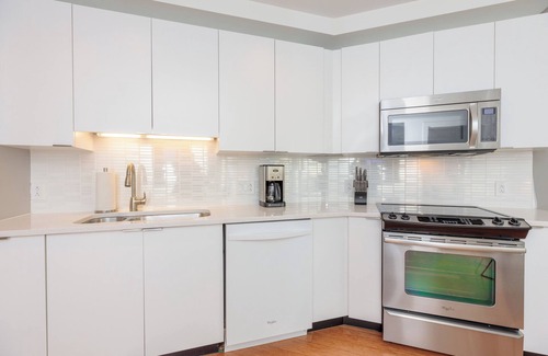 Chinatown Apartment | 1 Bedroom near Rose Kennedy Greenway