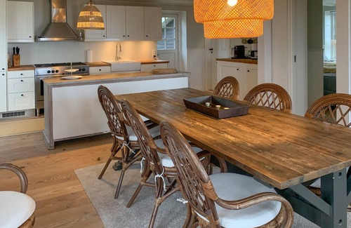 Lyngsbæk Strand House | 1 bedroom pet friendly home in Ebeltoft