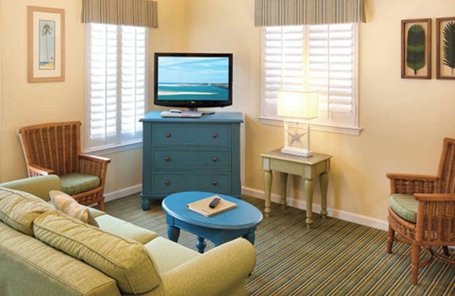 Fort Walton Beach - Destin Resort | 1 Bedroom Plus Condo, Sleeps 6, Beach Street Cottages Resort, at Miramar Beach!