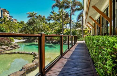 Alexandra Headland Apartment | 1 Bedroom - Private Managed Seaforth Resort - Pool and Beach - Alex
