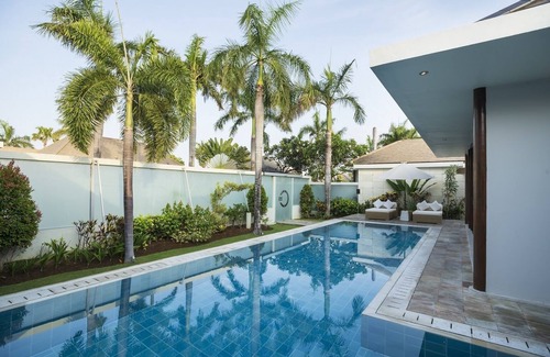 Laksmana Villa | 1 Bedroom Smart Luxurious Villa in the Prime Location of Seminyak