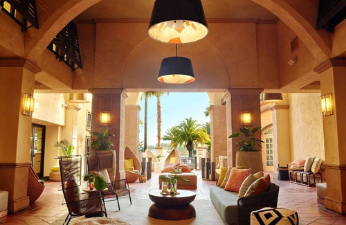 Bay Park House | 1-Bedroom Suite at a 4⭐️ Hotel