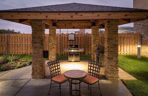 West Omaha Condo | 1 Bedroom Suite | King Suite. Free Breakfast