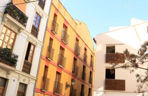 Barrio del Carmen Apartment | 1 Bedroom up to 3 people. El Carmen. Valencia. TRA2