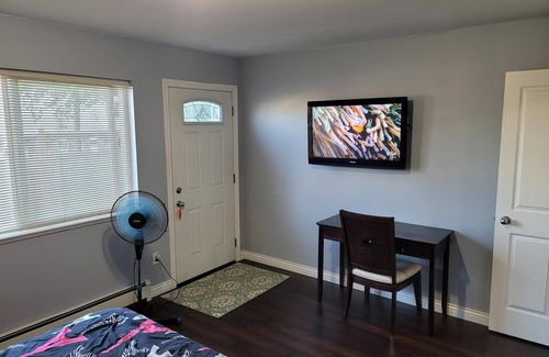 Townline Hill Apartment | 1 BEDROOM WITH PRIVATE ENTRY.