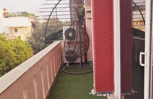 Nehru Place Apartment | 1 BHK- GK1 near M Block Market by HostMyStay