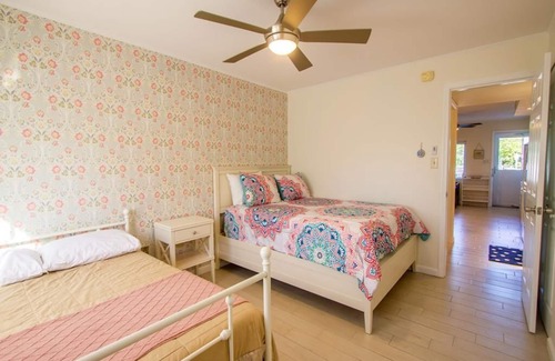 Admiral Estates Condo | 1 Block to Beach, Cape Roc Condo with Pool