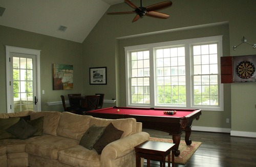 Northeast Virginia Beach House | 1 block to beach! Custom beach house w/chef's kitchen, private pool, hot tub
