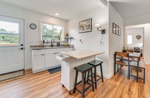 Hilo House | 1 Block to Heart of Hilo: Fully Renovated Home