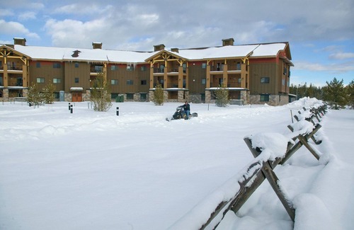 West Yellowstone Condo | 1 Block To Park Entrance, Large 2BDRM Resort Condo With Kitchen/Washer/Dryer#2