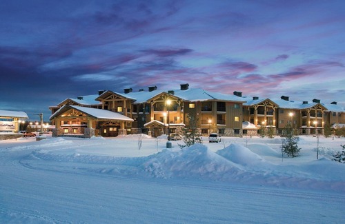 West Yellowstone Condo | 1 Block To Park Entrance, Large 1BDRM Resort Condo With Kitchen/Washer/Dryer
