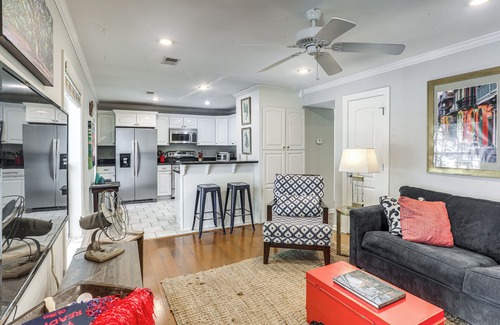 Oxford Condo | 1 Block to The Square: Oxford Condo!