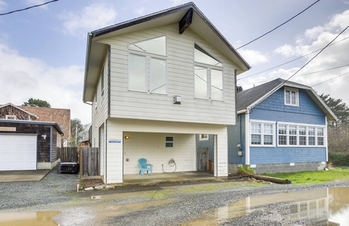 Rockaway Beach Cottage | 1 Block to Twin Rocks Beach: Pet-Friendly Cottage