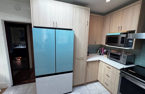 Bayview House | 1 BR + 1 Bath in Quiet Bernal Heights with Living Room & Shared Kitchen