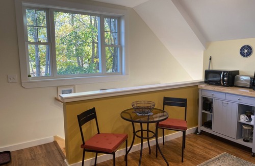 Bar Harbor Apartment | 1-BR apt 0.5-mile to Acadia National Park & 1-mile to downtown