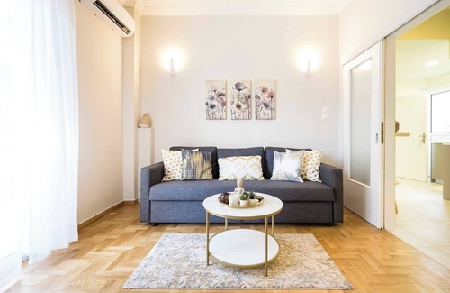 Petralona Apartment | 1 BR Apt In Petralona 15 Minutes From Acropolis