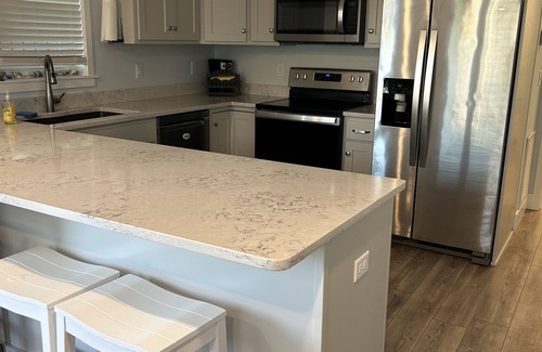 Emerald Isle Apartment | 1 BR apt with ocean views see VRBO# 4598329 to book full house for summer 2026