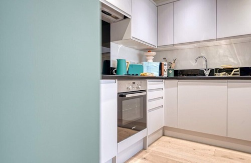 Southampton City Centre Apartment | 1 BR City Apt Southampton Ocean