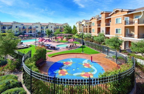 Napa Hotel | 1 BR Close to wineries in Napa and Sonoma! A tasting cave, spa and sports bar.