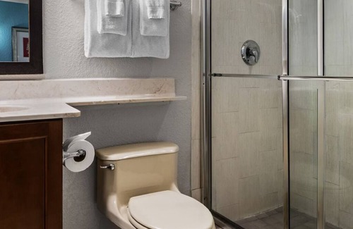 Pompano Beach Resort | 1 BR Condo at Club Wyndham Sea Gardens