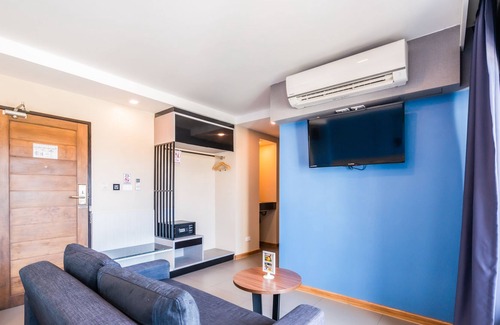 Pong Apartment | 1 BR Family Suite Jomtien Beach W/Seafood Market