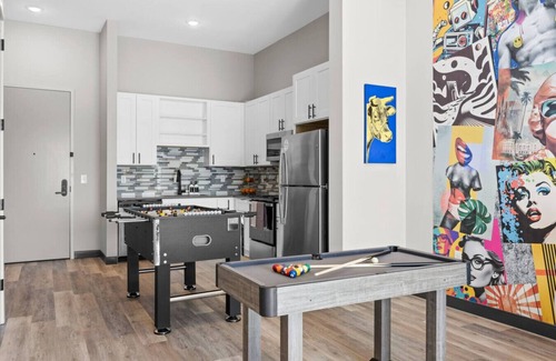 South Nashville Apartment | 1 BR Haven Near Broadway - Free Parking & WiFi!
