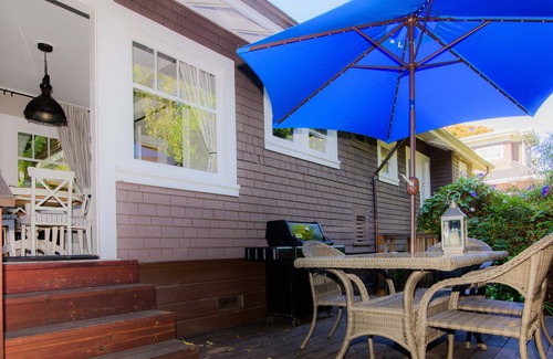 Mill Valley Cottage | 1 BR Large and sunny Garden Cottage in Downtown Mill Valley
