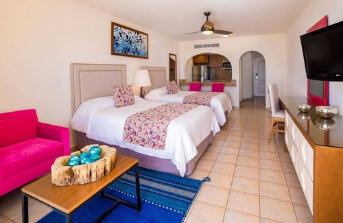 Rosarito Resort | 1 BR Luxury stay at Villa Del Arco Resort & Spa in Cabo San Lucas!