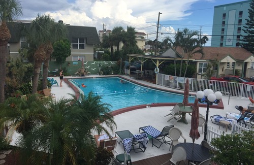 Madeira Beach Cottage | 1 BR Madeira Beach Cottage