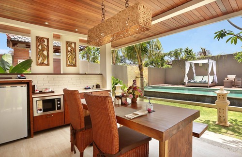 Jimbaran Bay Villa | 1 BR Suite Villa with a private pool, FREE return airport transfers
