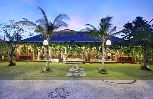 By Pass Ngurah Rai Villa | 1 BR Suite Villa with a private pool, FREE return airport transfers