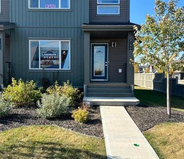 Southwest Edmonton Apartment | 1-BR Suite with Private entrance near Restaurants, Shops, Local Amenities