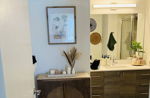 North Miami Apartment | 🌴 1 Br w/ rooftop views and HEATED POOL✨