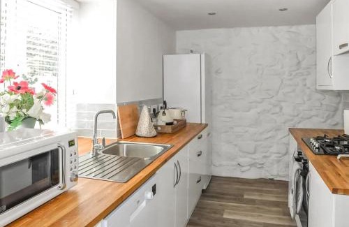 Dwygyfylchi House | 1 Bronrallt