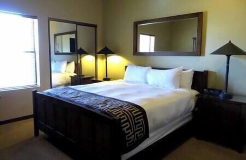 Enterprise Resort | 1| Cancun Resort | Lux Stay | Hilton | Concierge | Pool