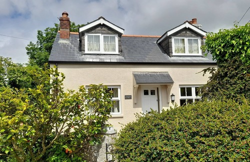 Milton Cottage | 1 CHERITON ROW, family friendly, character holiday cottage in Tenby