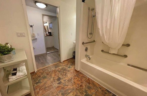 Port Angeles Hotel | #1 ❋Couple’s Getaway near Lake Crescent & ONP❋