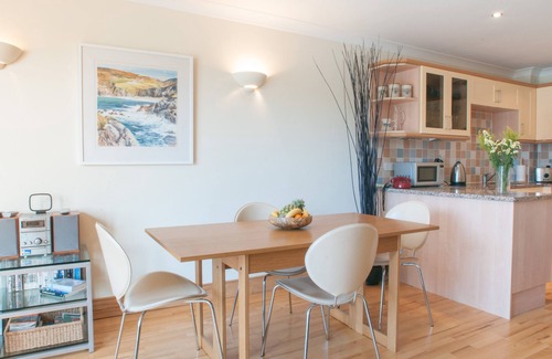 Kingsbridge Cottage | 1 CRABSHELL QUAY, family friendly, with a garden in Kingsbridge