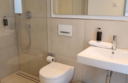 Ludwigsvorstadt-Kliniken Apartment | 1 Doppelbett Zimmer17